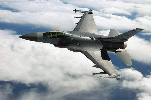 f 16 sliac