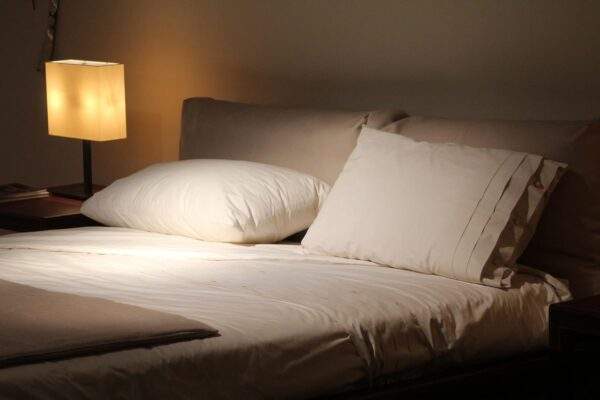 sol pod postel