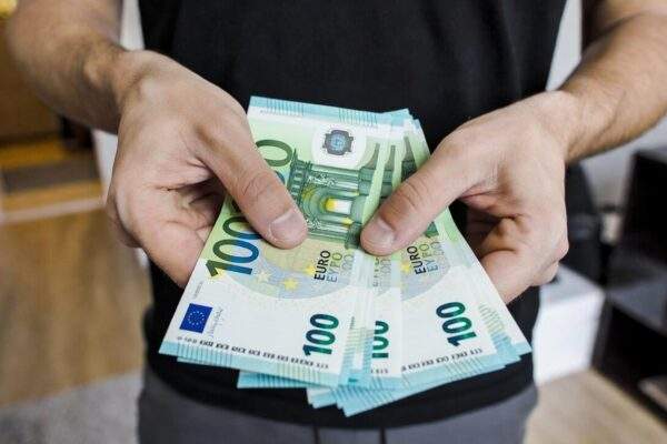 euro peniaze